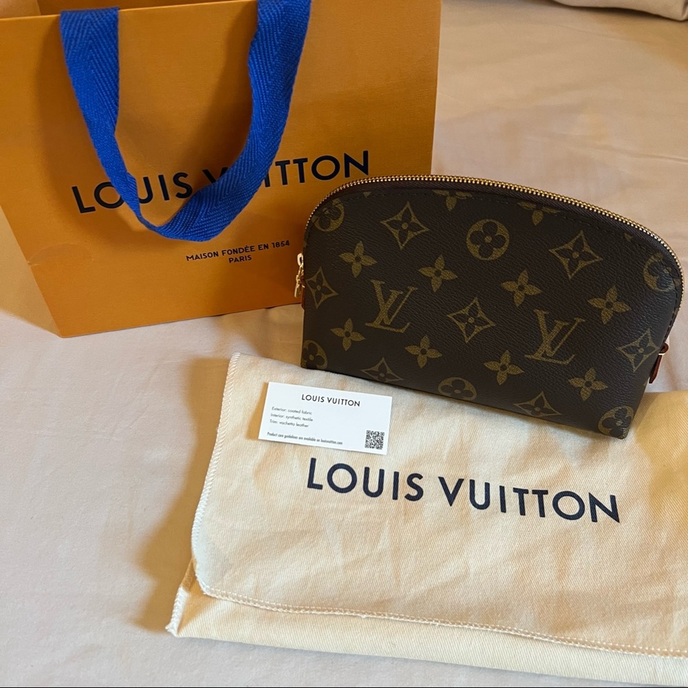 BNWT Louis Vuitton Cosmetic Pouch Pm. Made in FRANCE.